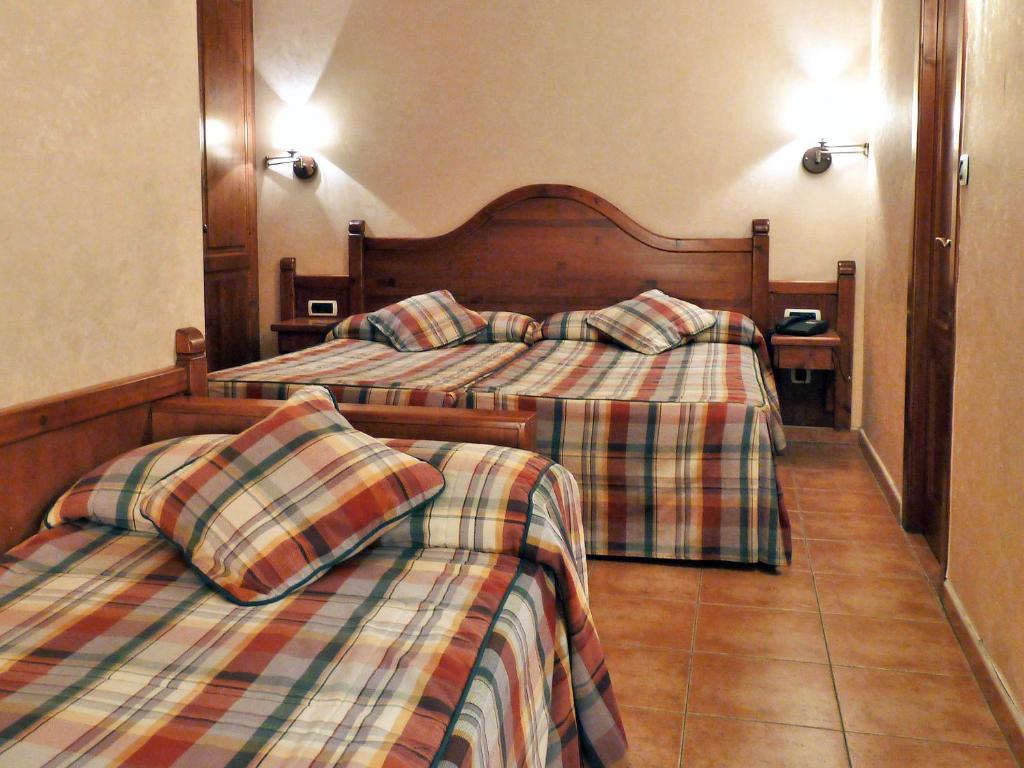 Hotel Bellpi Andorra la Vella Room photo
